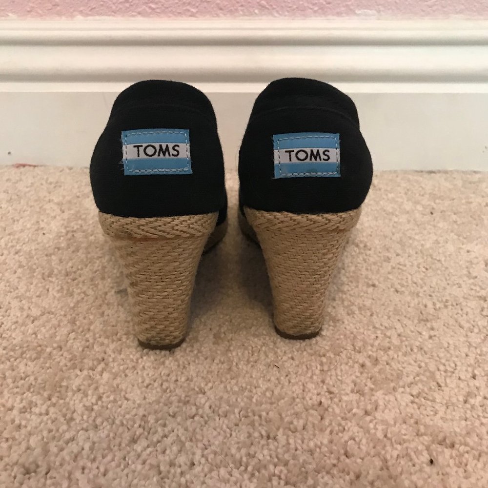 Toms Wedges - Picture 2 of 3
